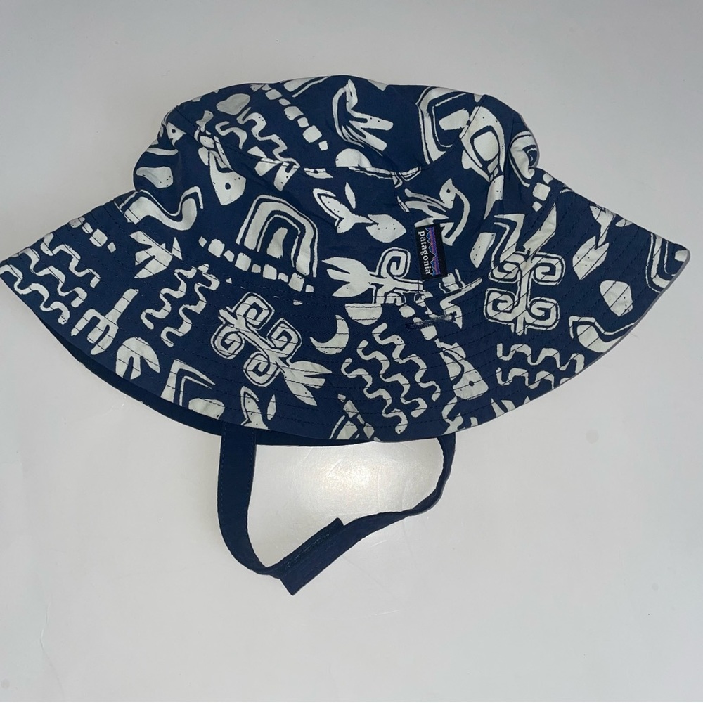 Patagonia Navy and White Patterned Kids Sun Hat